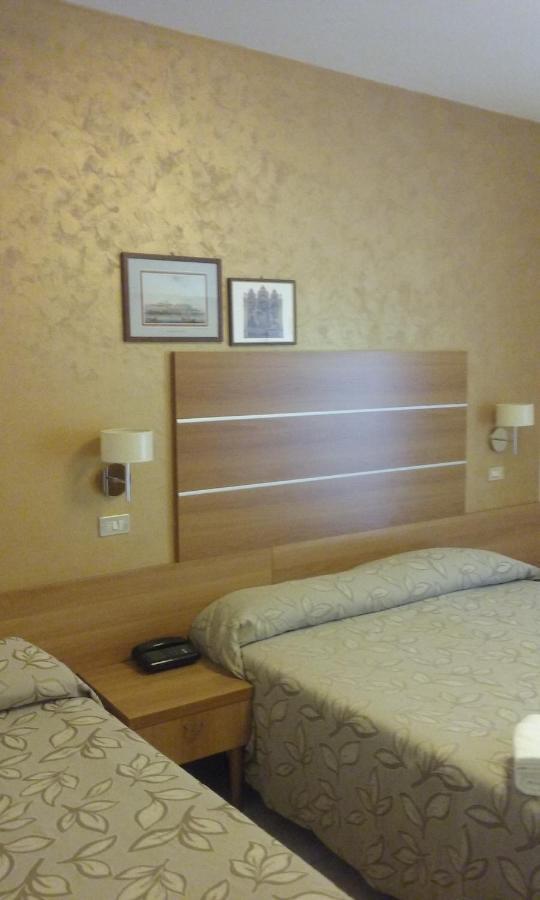 Hotel Prater เชเซนาติโก ภายนอก รูปภาพ