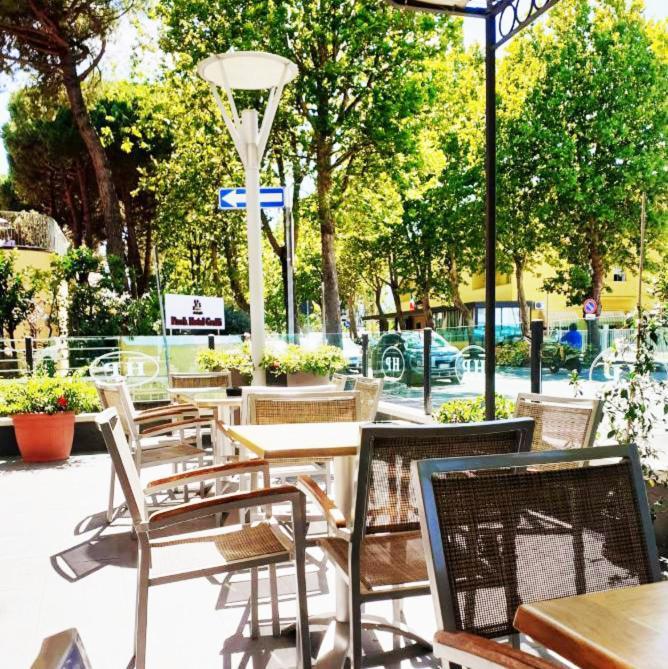Hotel Prater เชเซนาติโก ภายนอก รูปภาพ