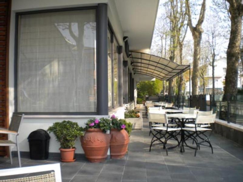 Hotel Prater เชเซนาติโก ภายนอก รูปภาพ